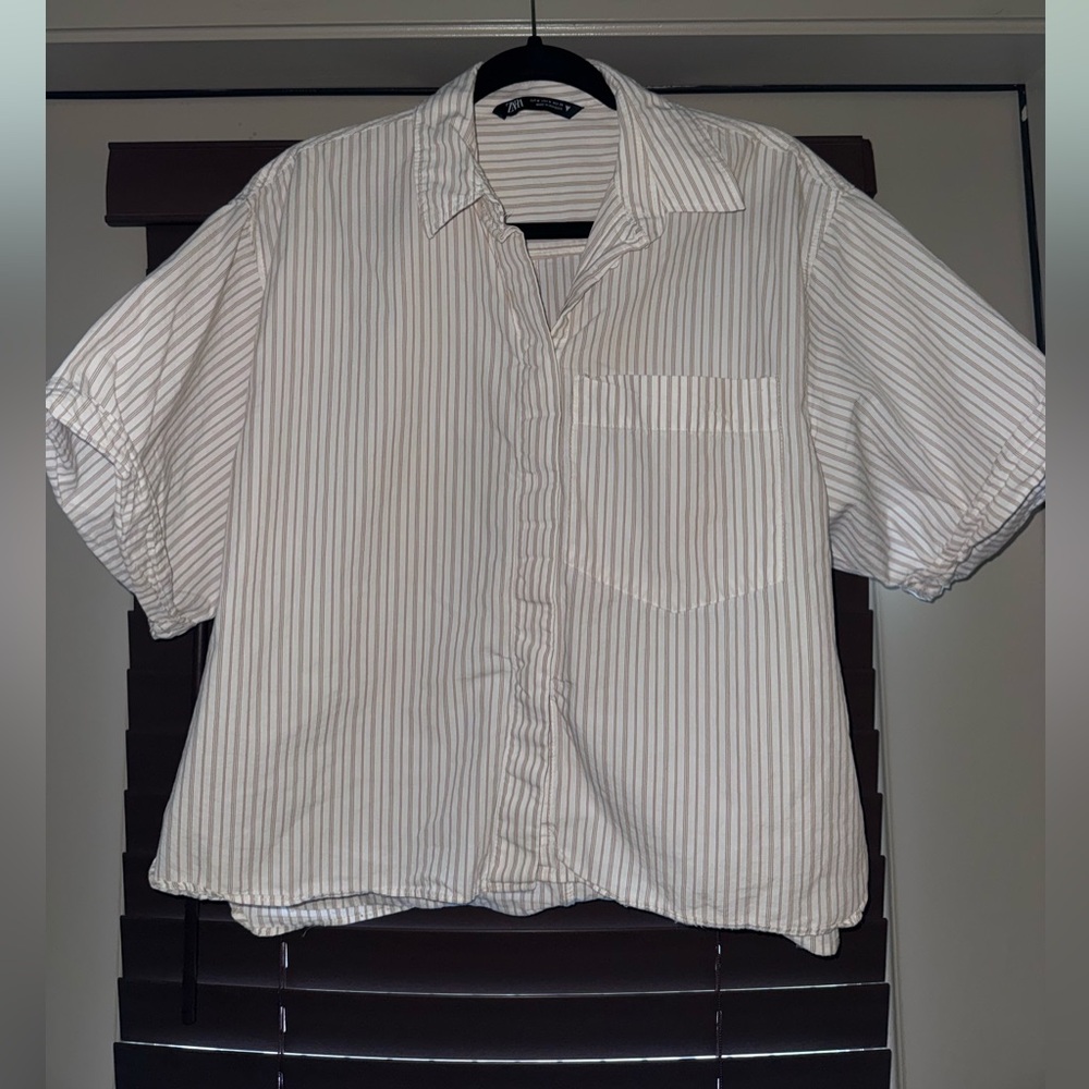 Zara Women's White and Gray Striped Button-Down Shirt